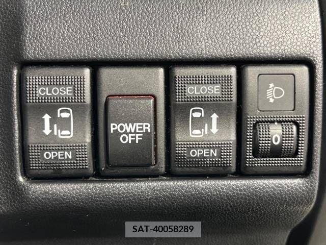 Mazda PREMACY 2014-03 301498-4