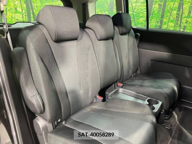 Mazda PREMACY 2014-03 301498-9