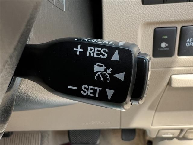 Toyota ALPHARD HYBRID 2013-10 11985-14