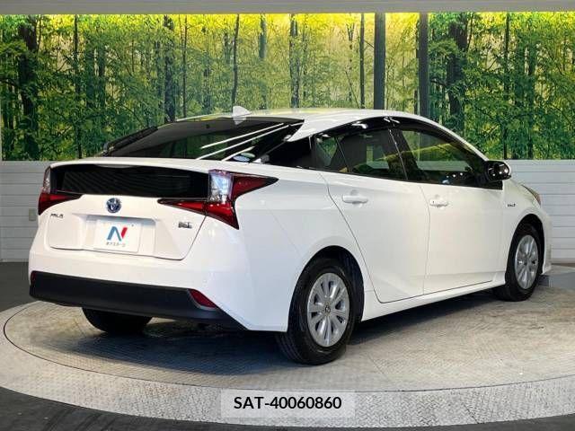 Toyota PRIUS 2019-02 282797-17