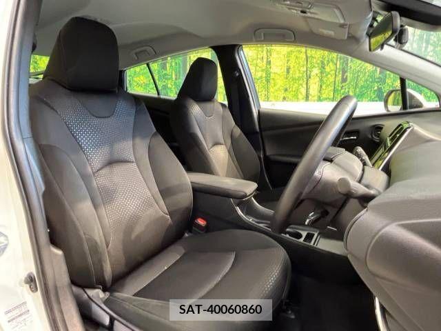 Toyota PRIUS 2019-02 282797-8