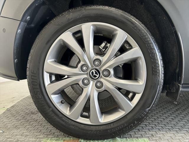 Mazda CX-30 2020-06 12118-15