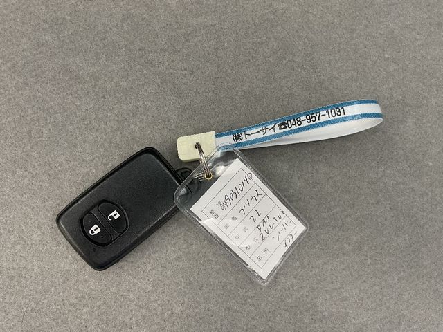 Toyota PRIUS 2010-03 14138-26