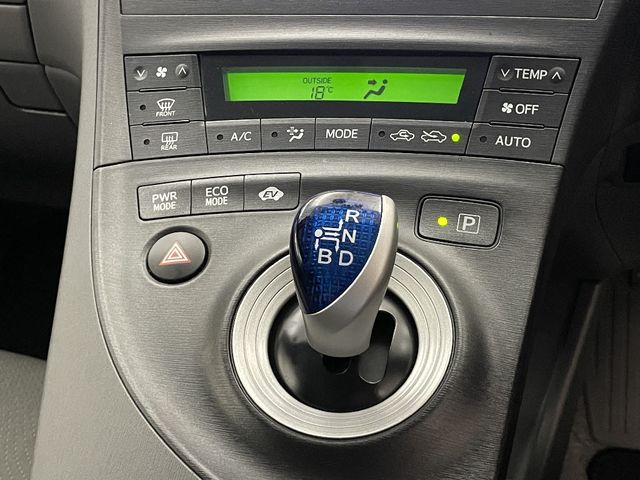 Toyota PRIUS 2010-03 14138-22