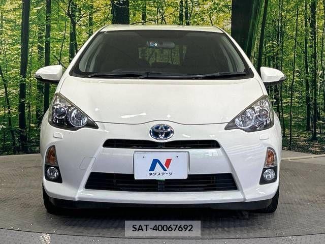 Toyota AQUA 2013-07 356144-14
