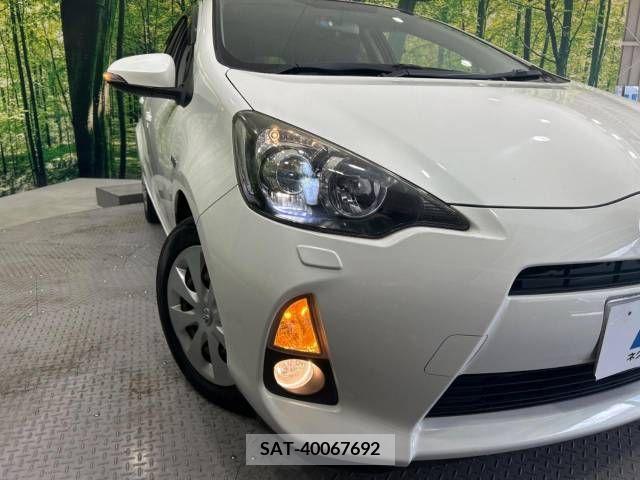 Toyota AQUA 2013-07 356144-12