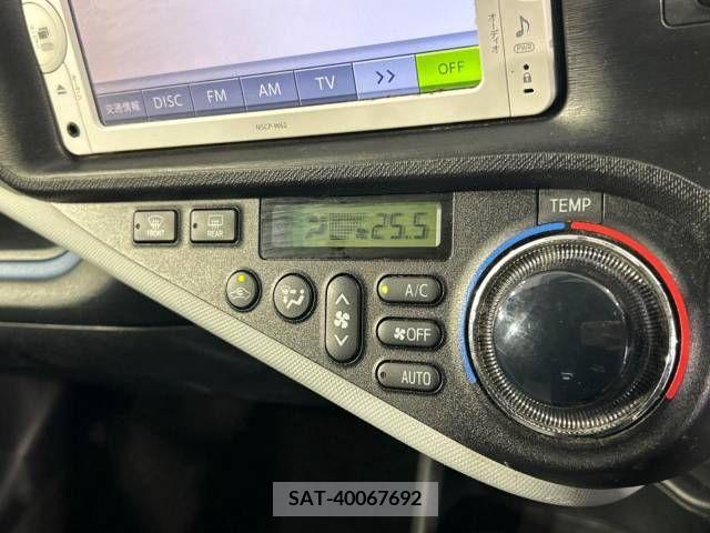 Toyota AQUA 2013-07 356144-3