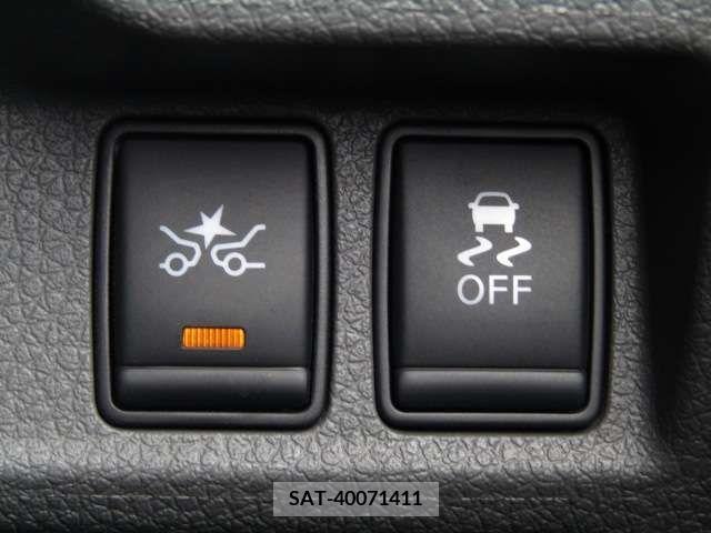 Nissan NV350 Caravan 2020-09 239644-12