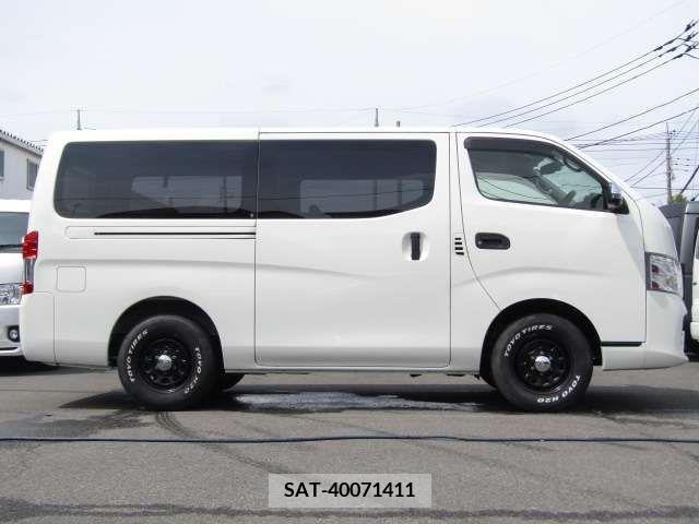 Nissan NV350 Caravan 2020-09 239644-7