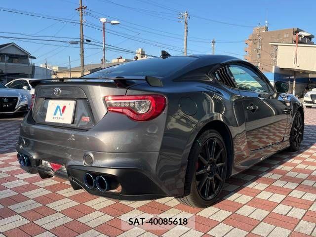 Toyota 86 2019-12 235087-17