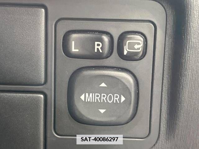 Toyota PRIUS 2015-04 353112-19