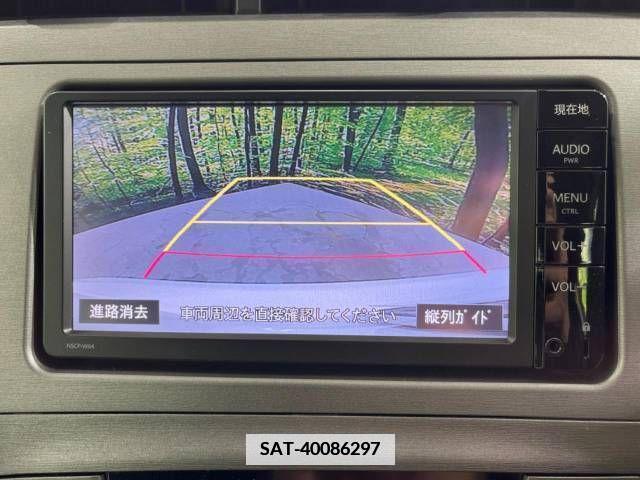 Toyota PRIUS 2015-04 353112-4