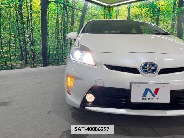 Toyota PRIUS 2015-04 353112-16