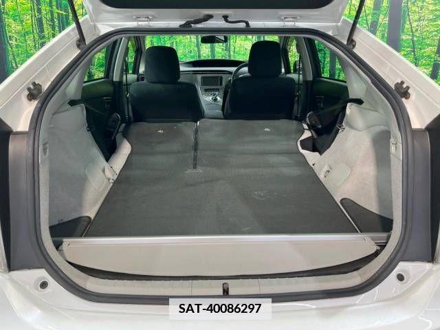 Toyota PRIUS 2015-04 353112-14