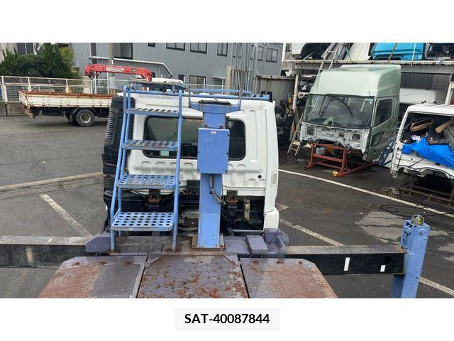 MITSUBISHI FUSO Fighter 2006-03 353124-15