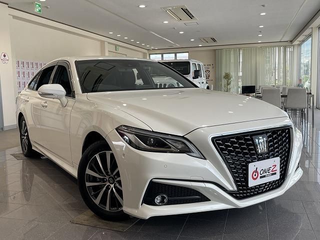 Toyota CROWN SEDAN 2020-08 184682-0