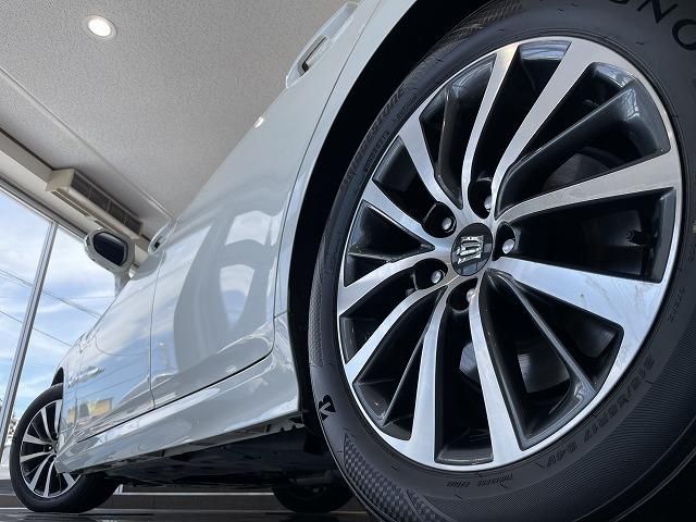 Toyota CROWN SEDAN 2020-08 184682-17