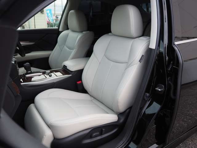 Nissan FUGA 2017-07 196726-11