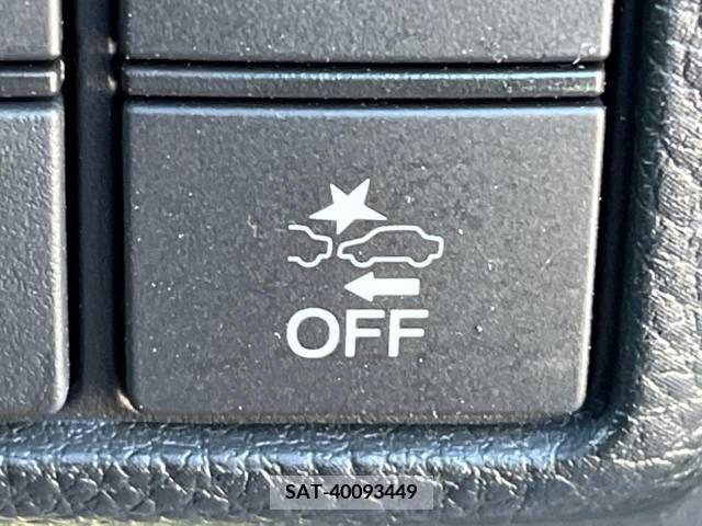 Honda N BOX CUSTOM 2018-02 206796-3