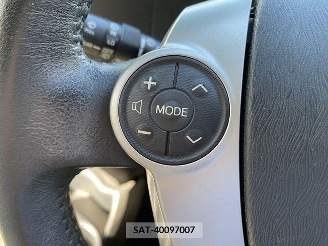 Toyota AQUA 2012-08 347917-5