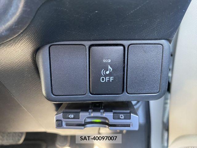 Toyota AQUA 2012-08 347917-8