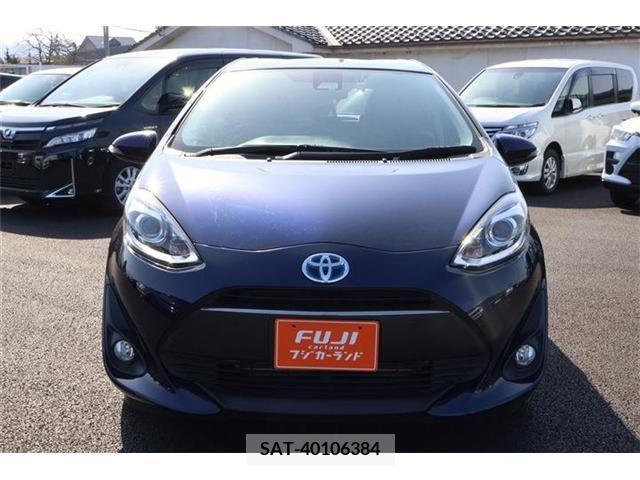 Toyota AQUA 2018-12 214927-26