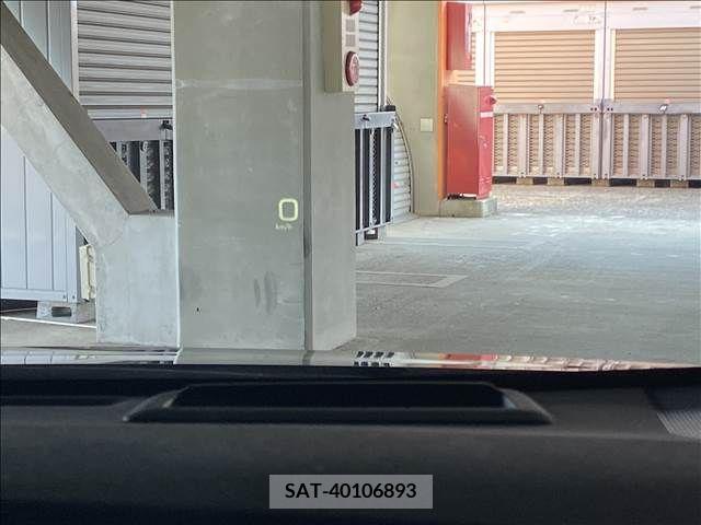 Toyota PRIUS 2017-08 366386-11