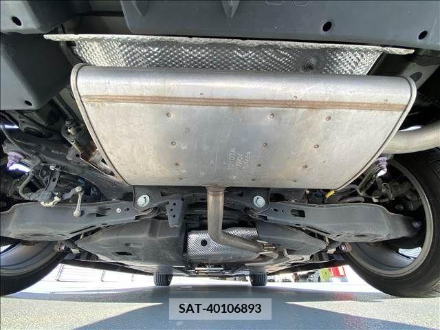 Toyota PRIUS 2017-08 366386-19