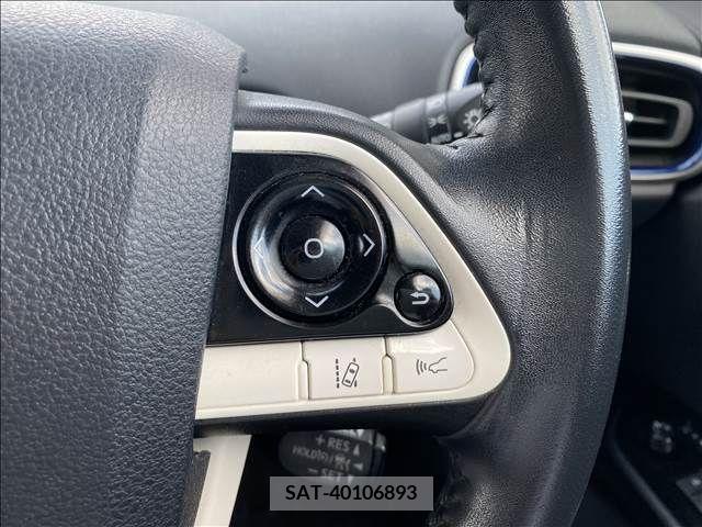 Toyota PRIUS 2017-08 366386-16