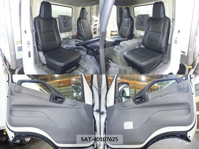 Hino DUTRO 2017-12 213772-15