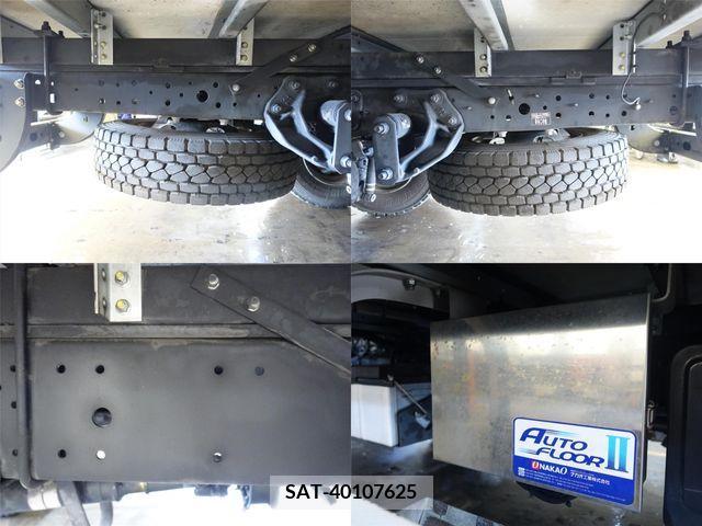 Hino DUTRO 2017-12 213772-13