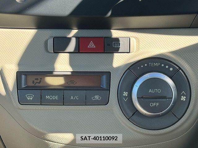 Subaru LUCRA 2013-07 211358-17