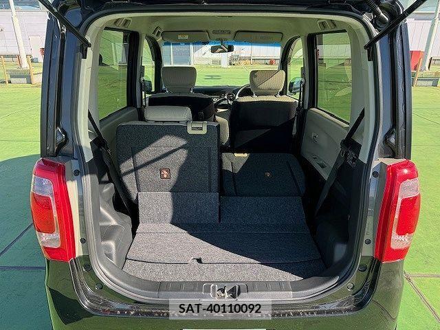 Subaru LUCRA 2013-07 211358-19