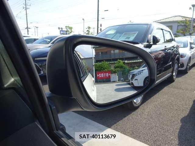 Toyota AQUA 2018-05 328683-16