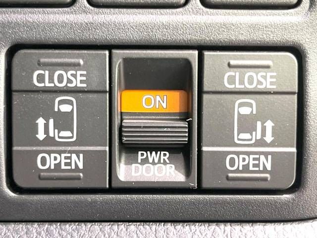 Toyota VOXY 2020-08 182818-5