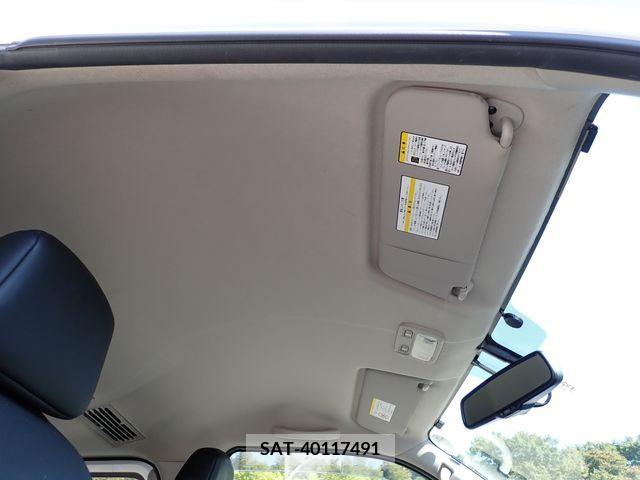 Nissan NV350 Caravan 2017-08 212638-16