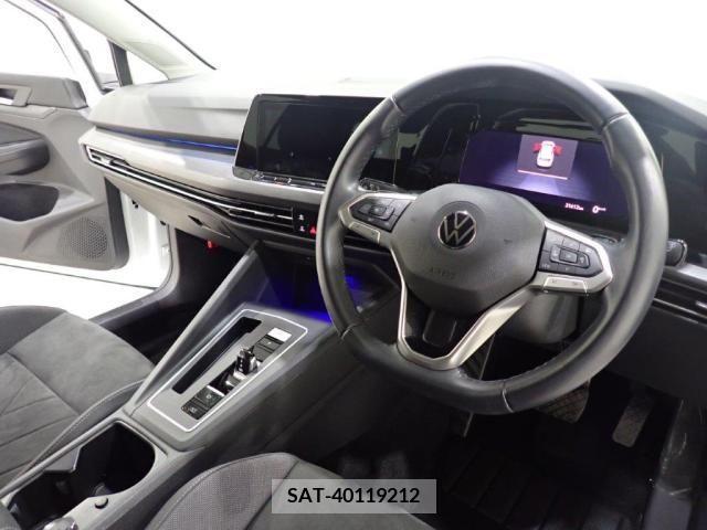 VolksWagen GOLF 2021-06 370643-17