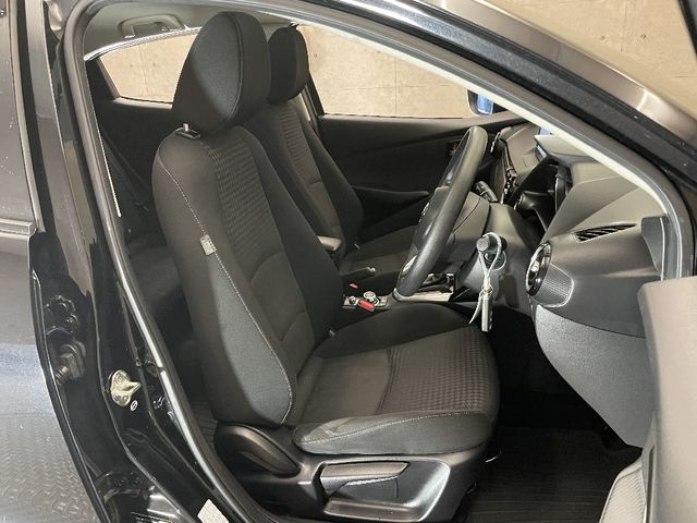 Mazda DEMIO 2017-01 20473-3
