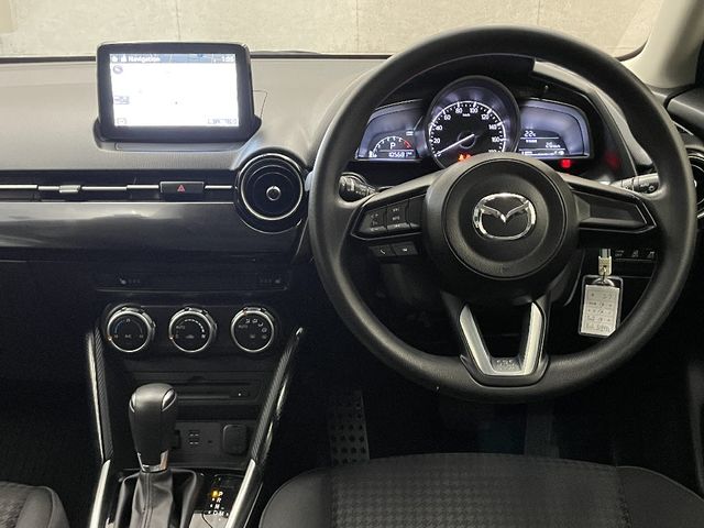 Mazda DEMIO 2017-01 20473-2