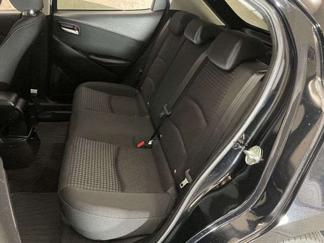 Mazda DEMIO 2017-01 20473-6