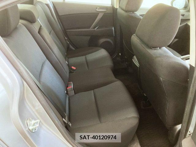 Mazda AXELA 2011-04 261519-10
