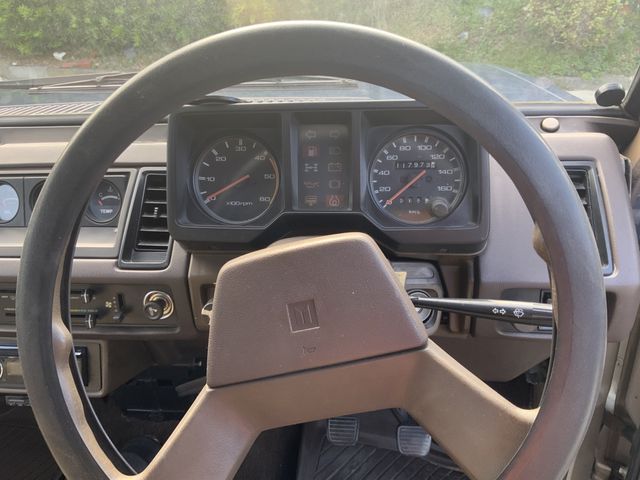 Isuzu BIGHORN 1985-08 20225-10