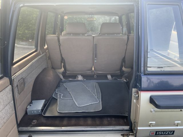 Isuzu BIGHORN 1985-08 20225-8