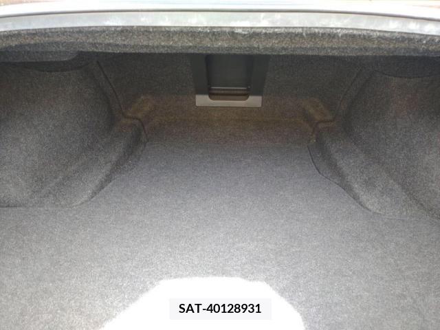 Nissan FUGA 2015-08 250572-22