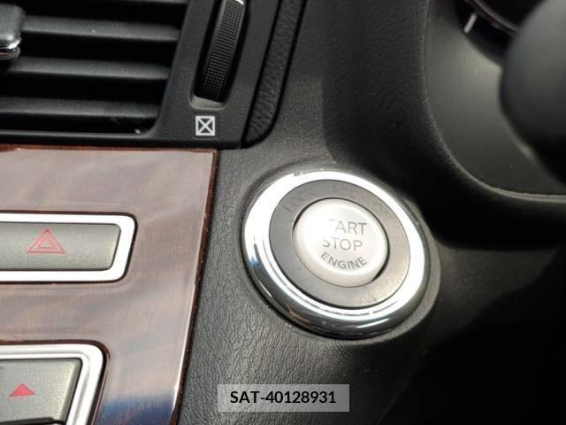Nissan FUGA 2015-08 250572-16