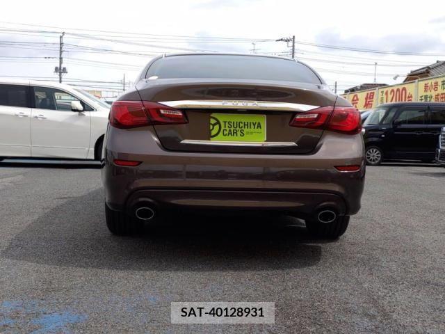 Nissan FUGA 2015-08 250572-10