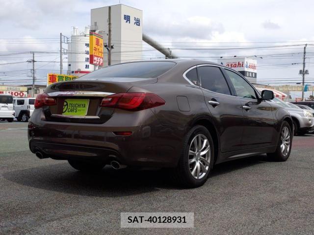 Nissan FUGA 2015-08 250572-1