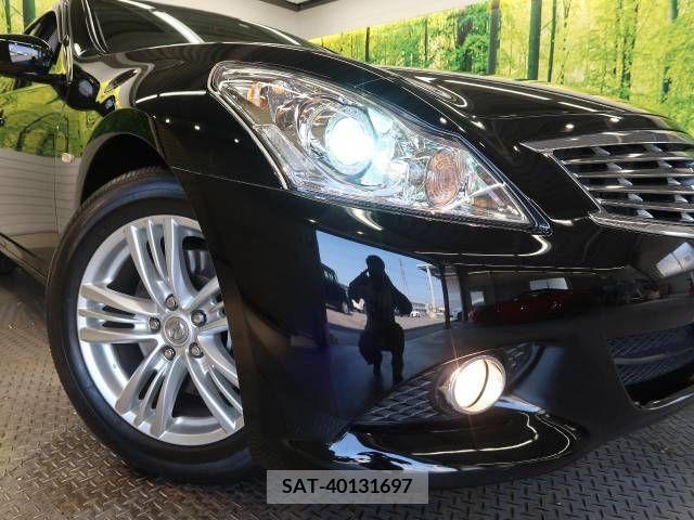 Nissan SKYLINE 2011-12 368320-12