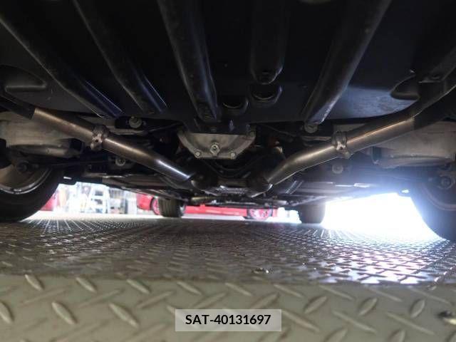 Nissan SKYLINE 2011-12 368320-19