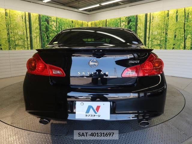 Nissan SKYLINE 2011-12 368320-15